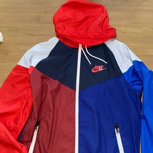 Nike windbreaker hoodie